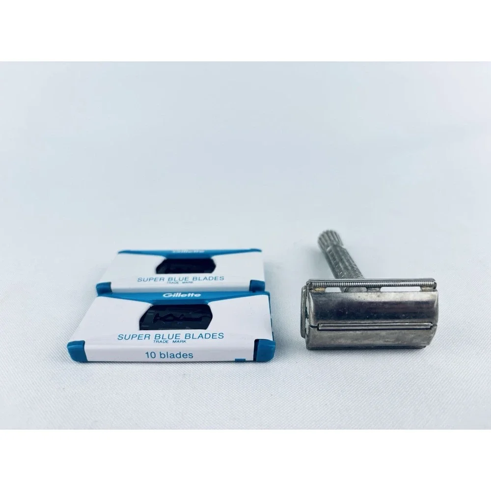 Vintage Gillette Super Speed Early 1947 Safety Razor & Super Blue‎ Blades